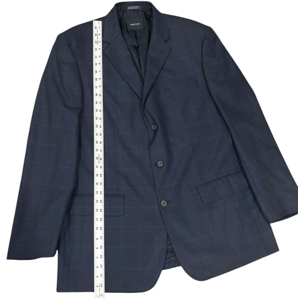 Nautica Men's Navy Blazer/Sports Coat-size 44L - Picture 2 of 8